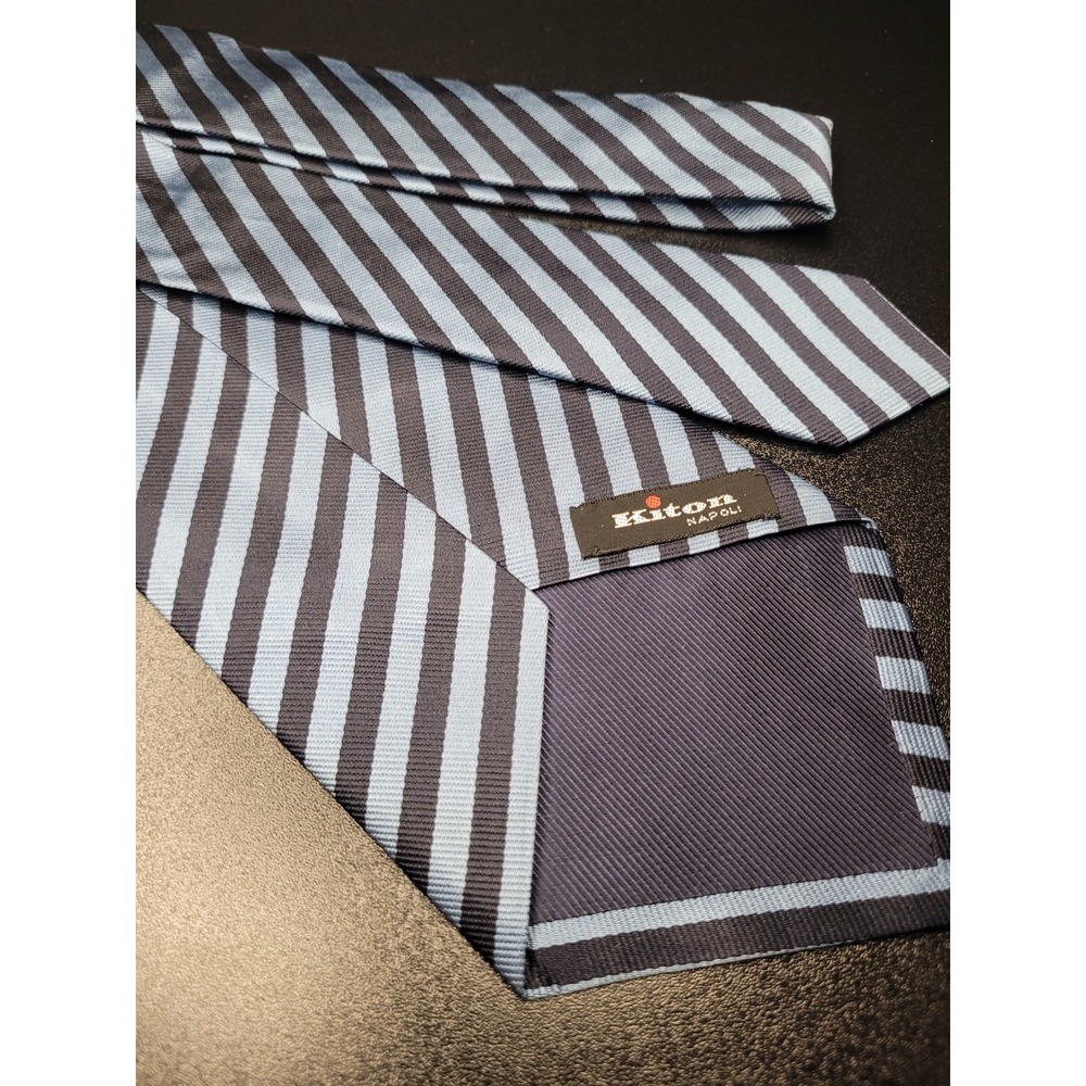 Kiton Men's Necktie Blue Striped Silk 3.5" x 58" Excellent